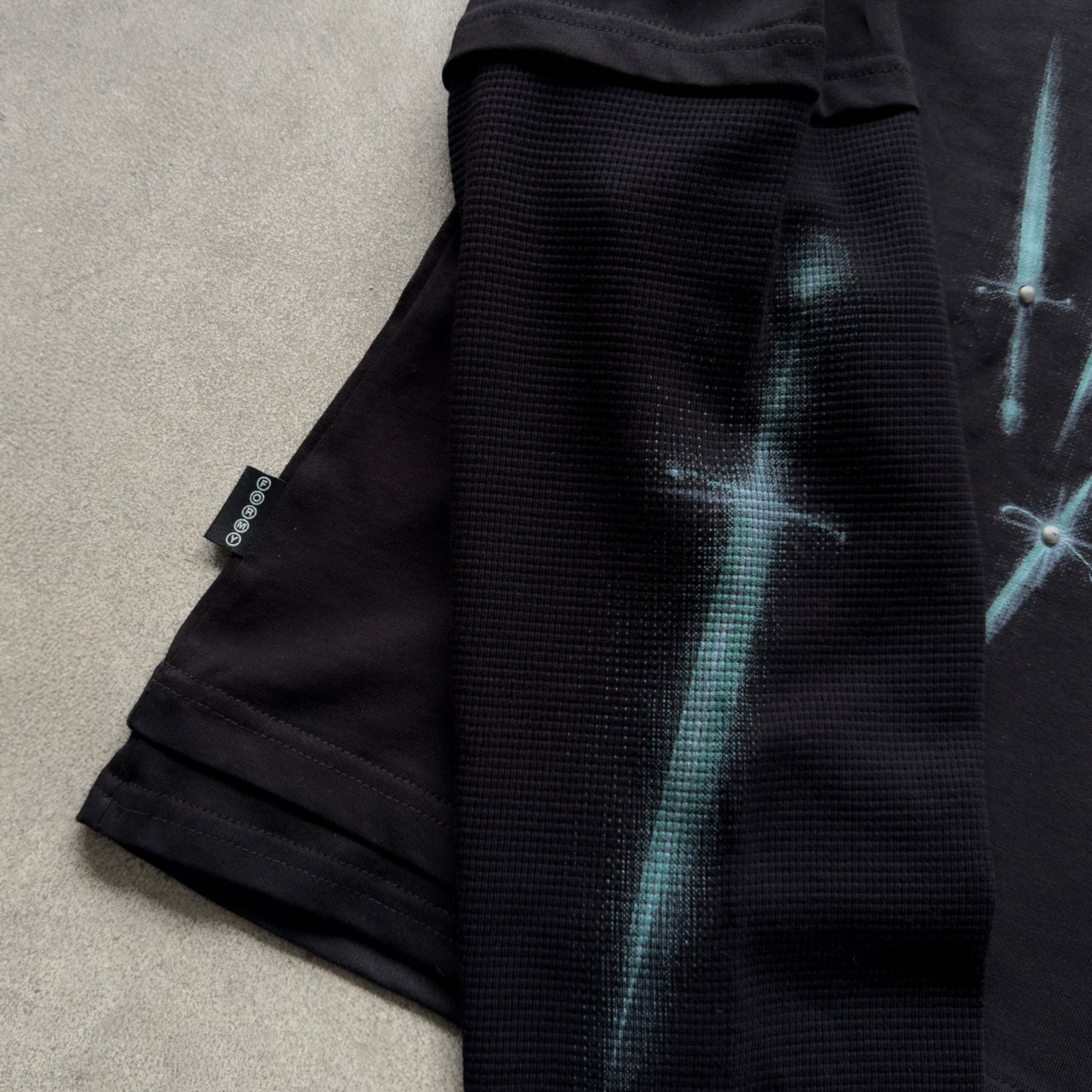 Formy Studio Eleven Swords Doublesleeve Black